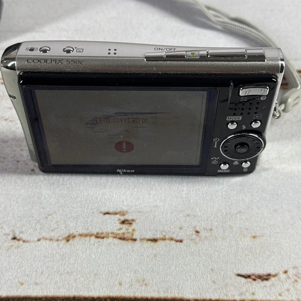 Nikon Coolpix S50 Digital Camera For Parts Not Working Lens Error Dead Pixels
